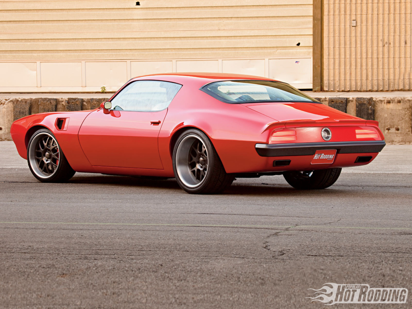 Новый автомобиль Pontiac Trans Am