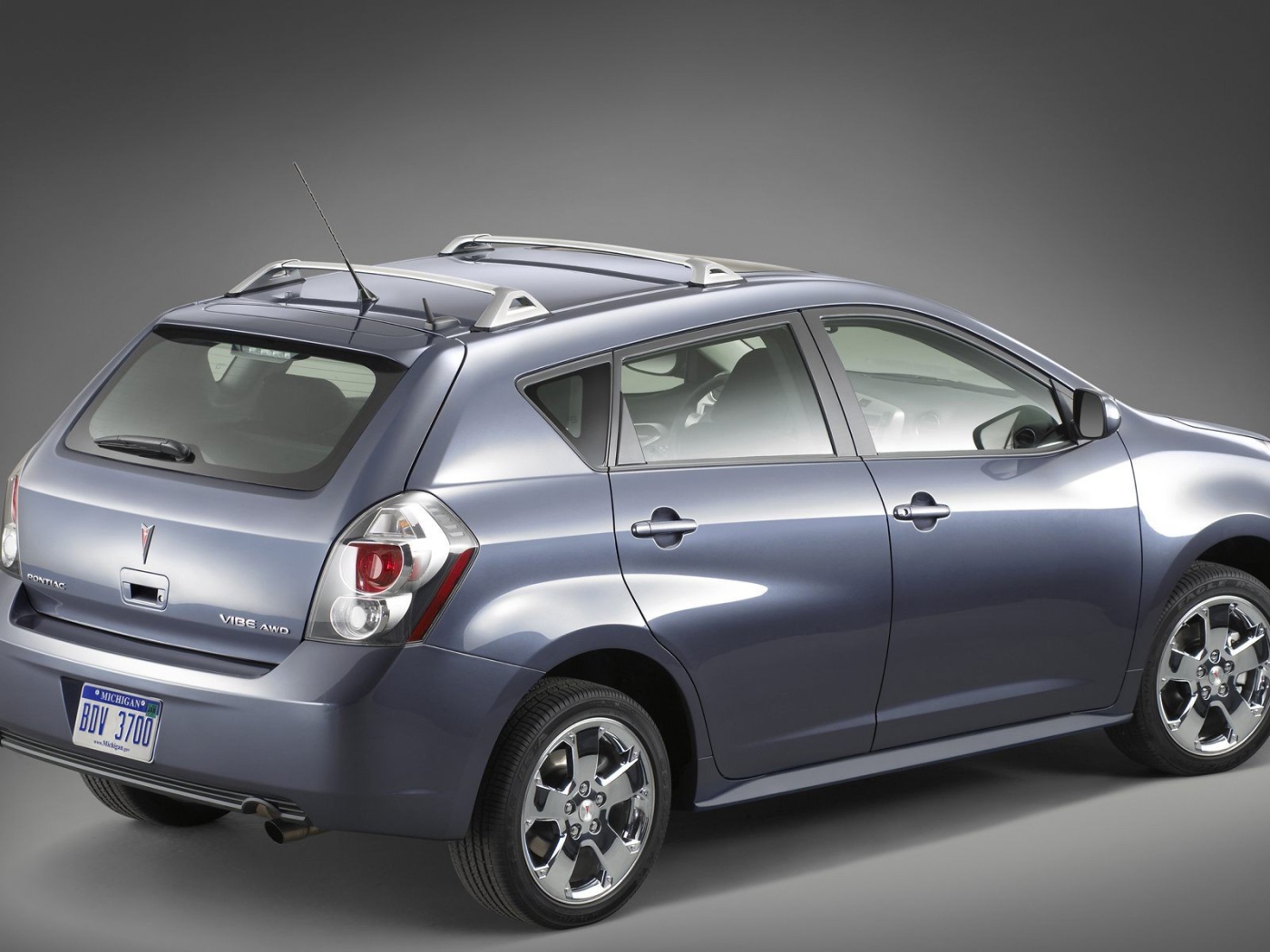 Надежный автомобиль Pontiac Vibe