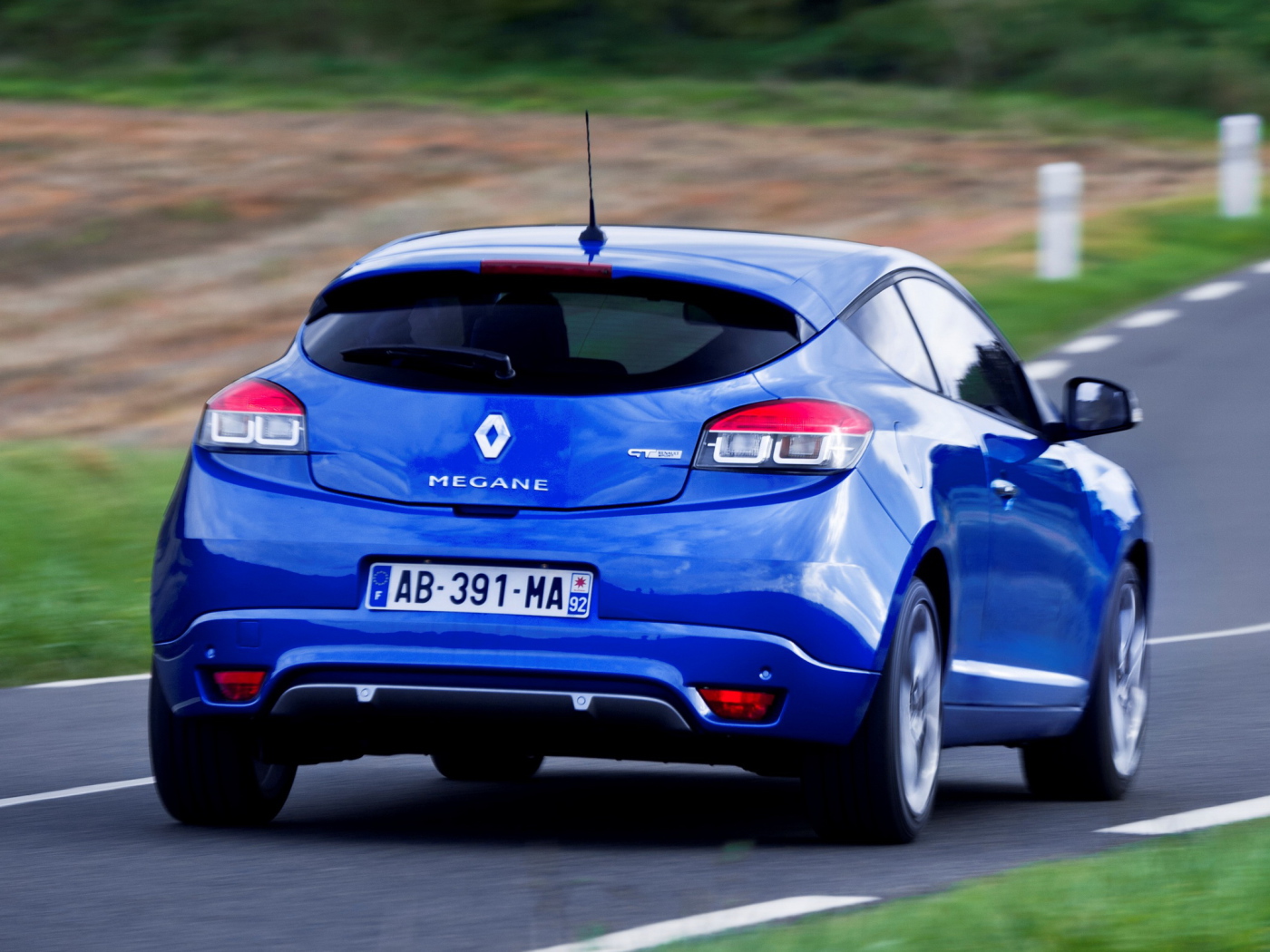 Новый автомобиль Renault Megane 2014