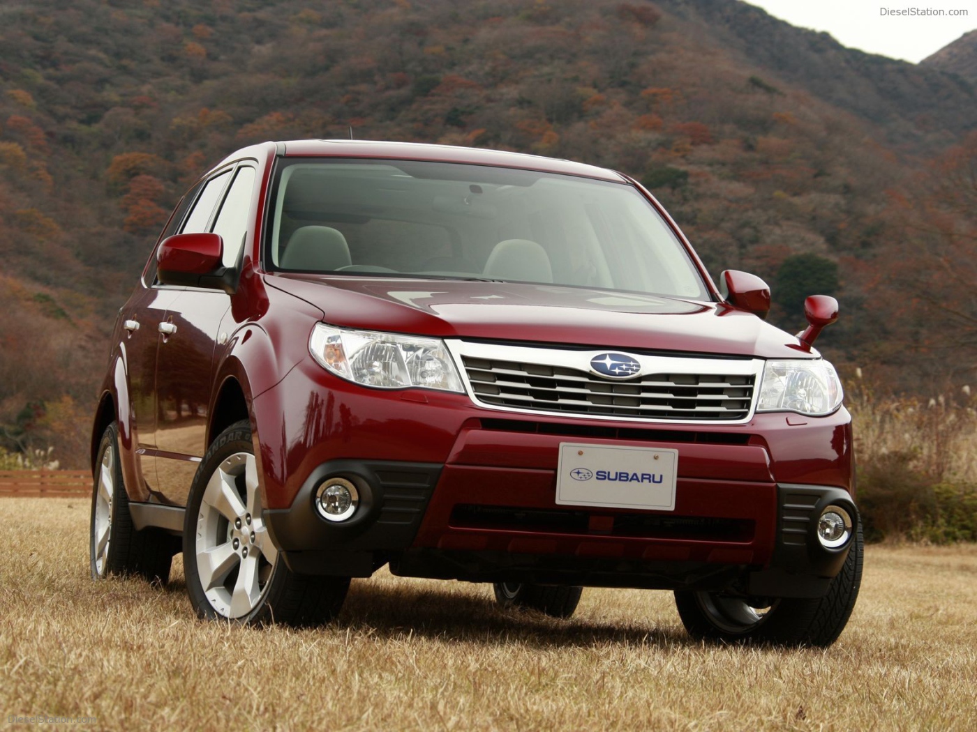 Надежный автомобиль Subaru Forester 2013