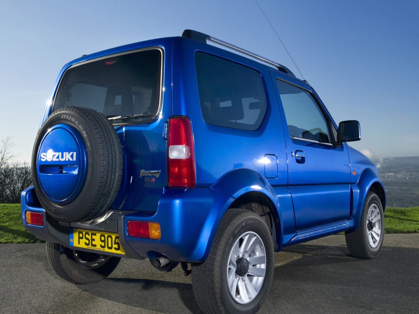 Новый автомобиль Suzuki Jimny
