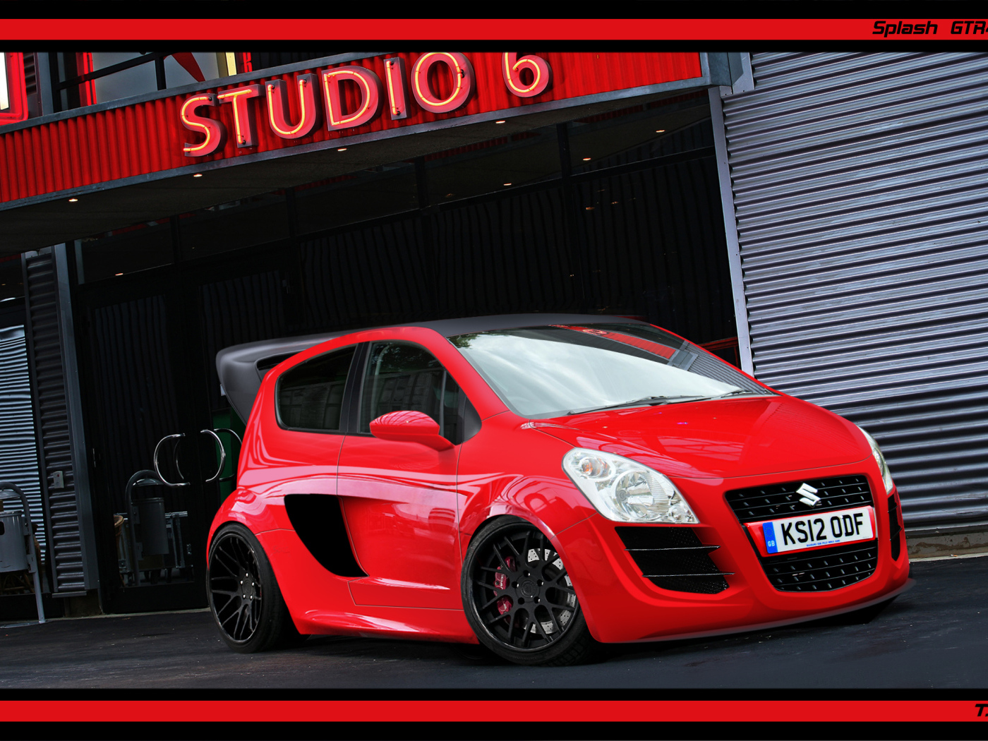 Автомобиль марки Suzuki модели Splash