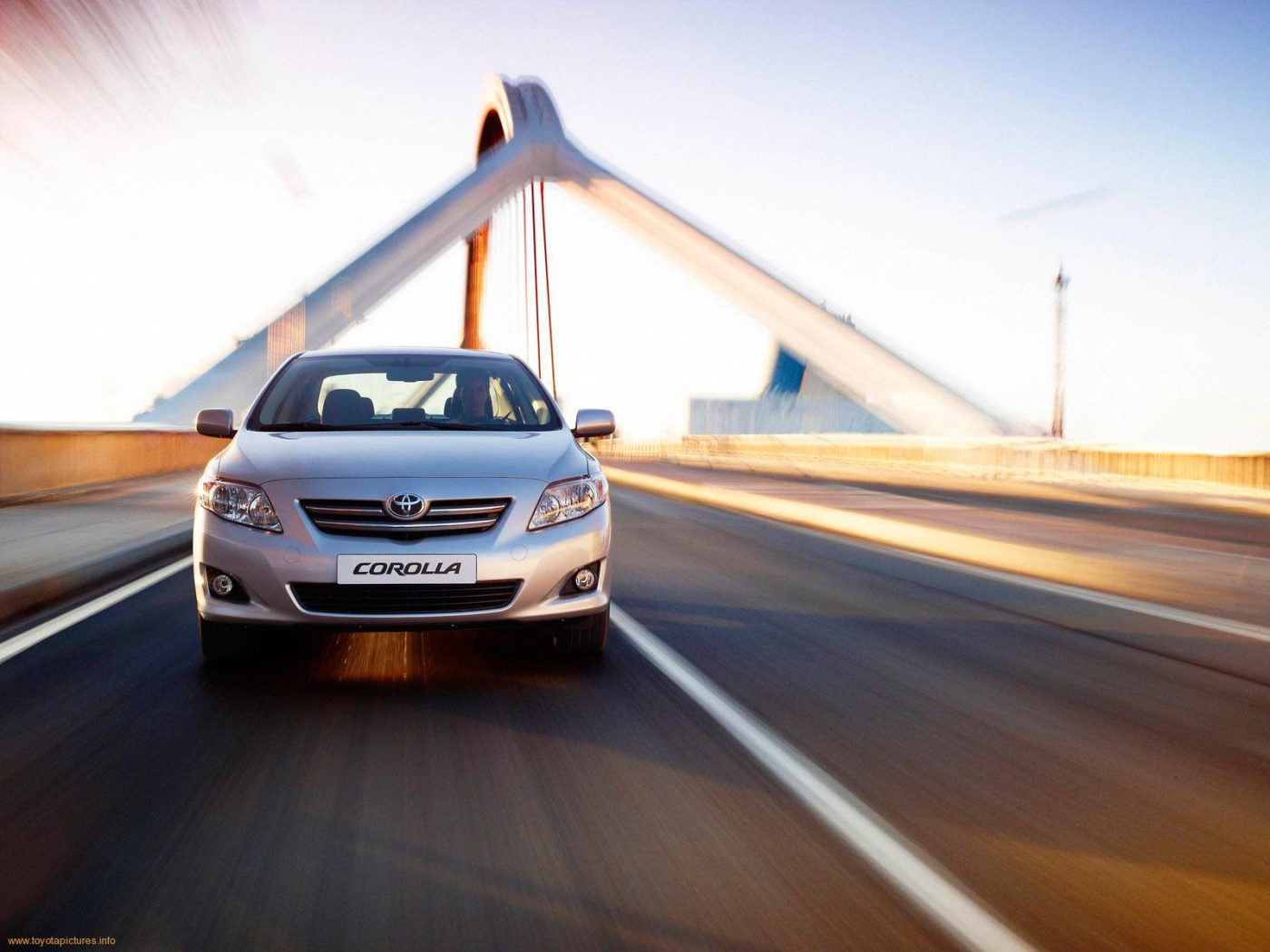 Новый автомобиль Toyota Corolla