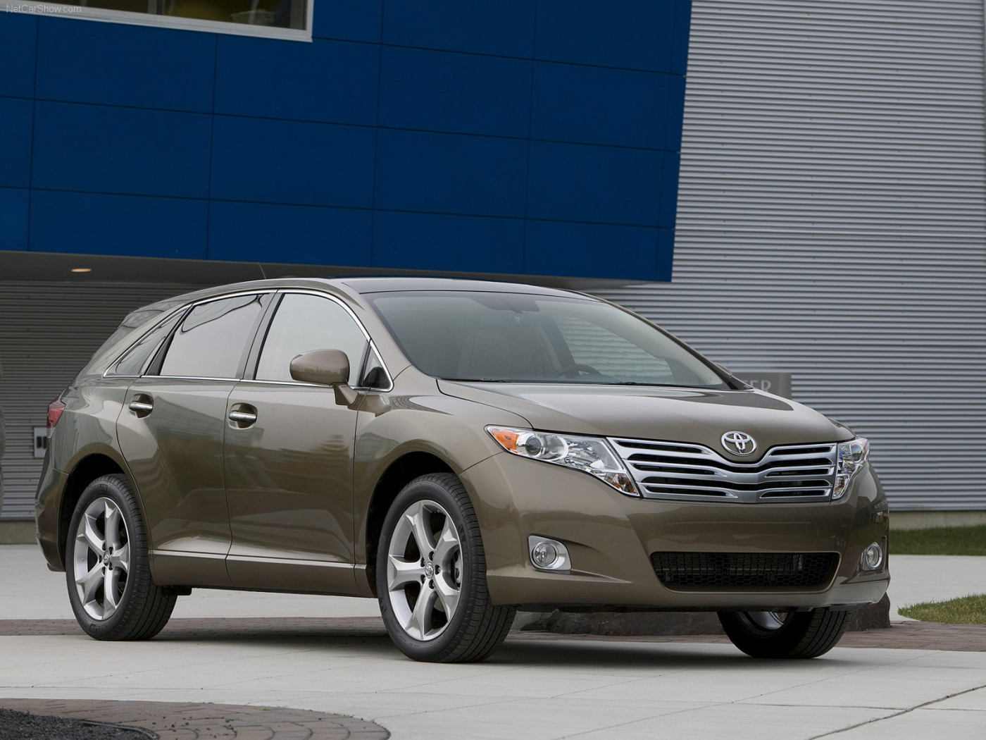 Новая машина Toyota Venza