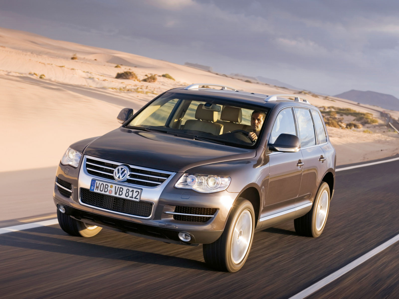 Тест драйв автомобиля Volkswagen Touareg