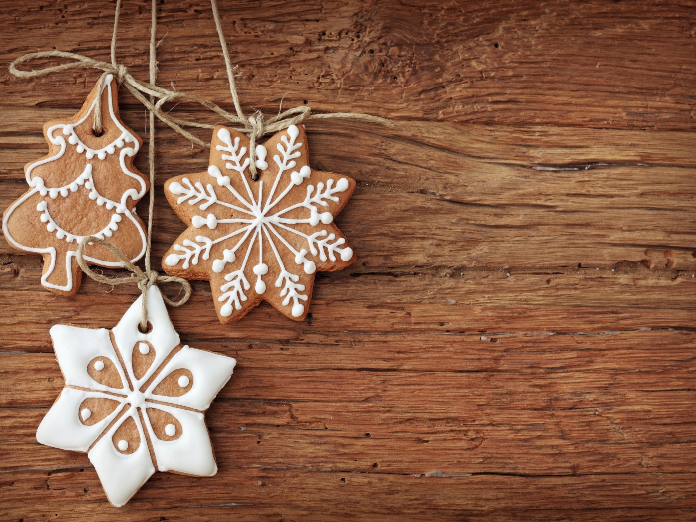 Печенье на веревочках