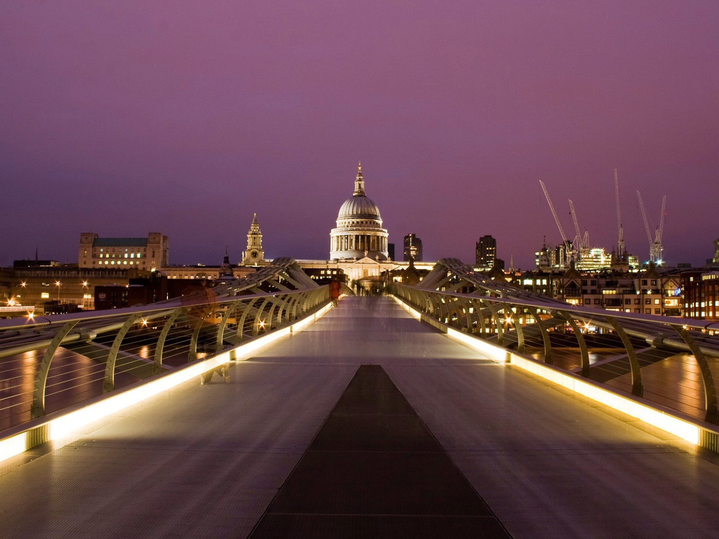 Огни ночного Лондона