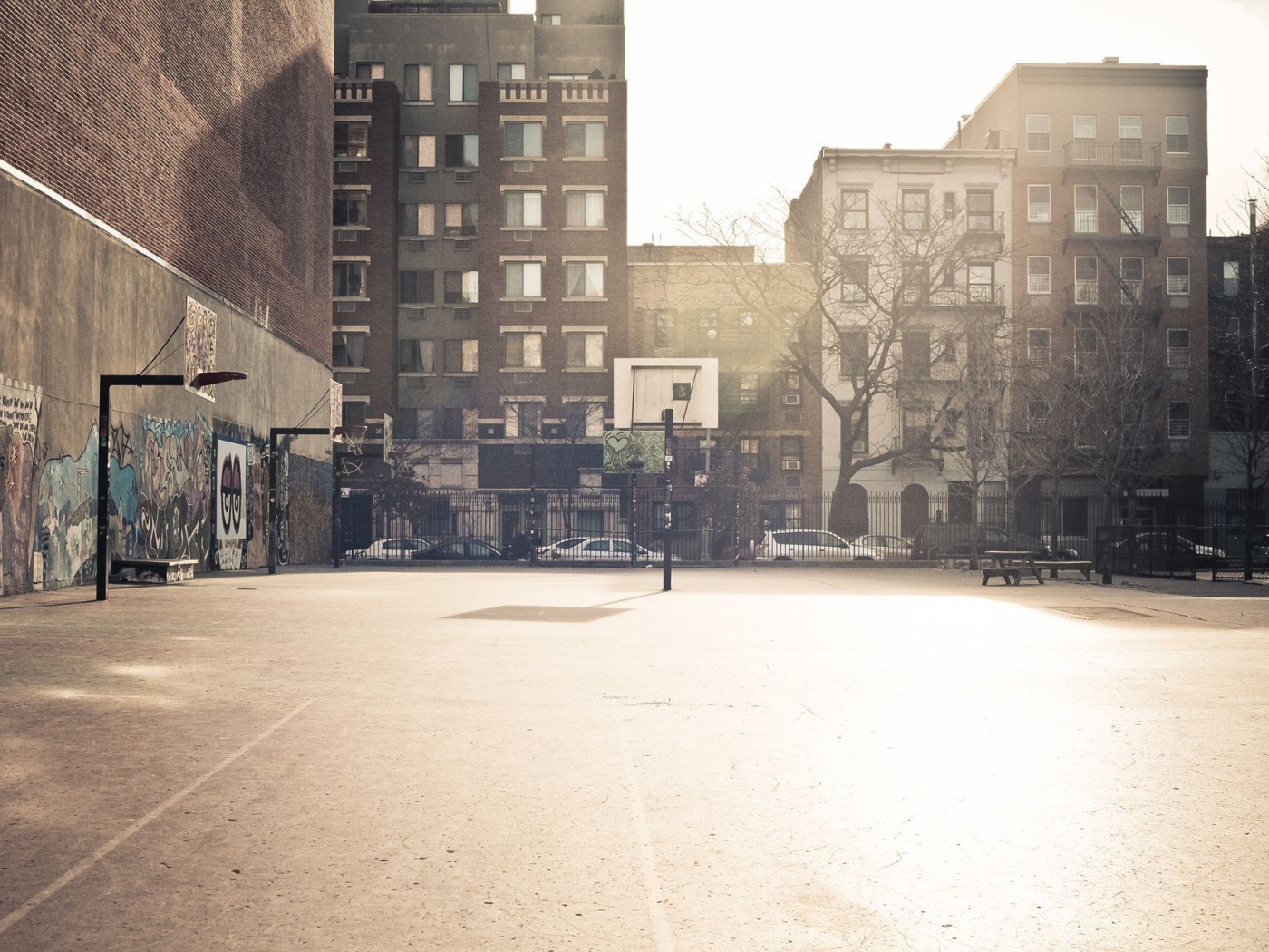 Спортивная площадка во дворе