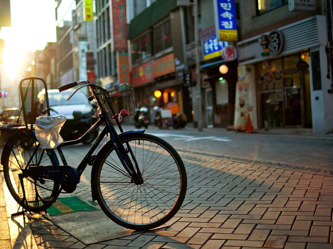 Велосипед на Корейской улице