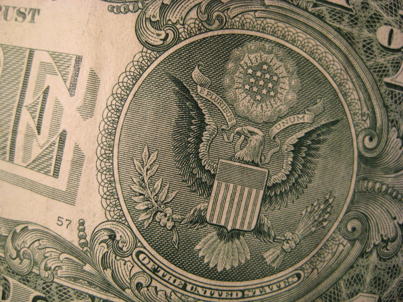 Герб на долларе