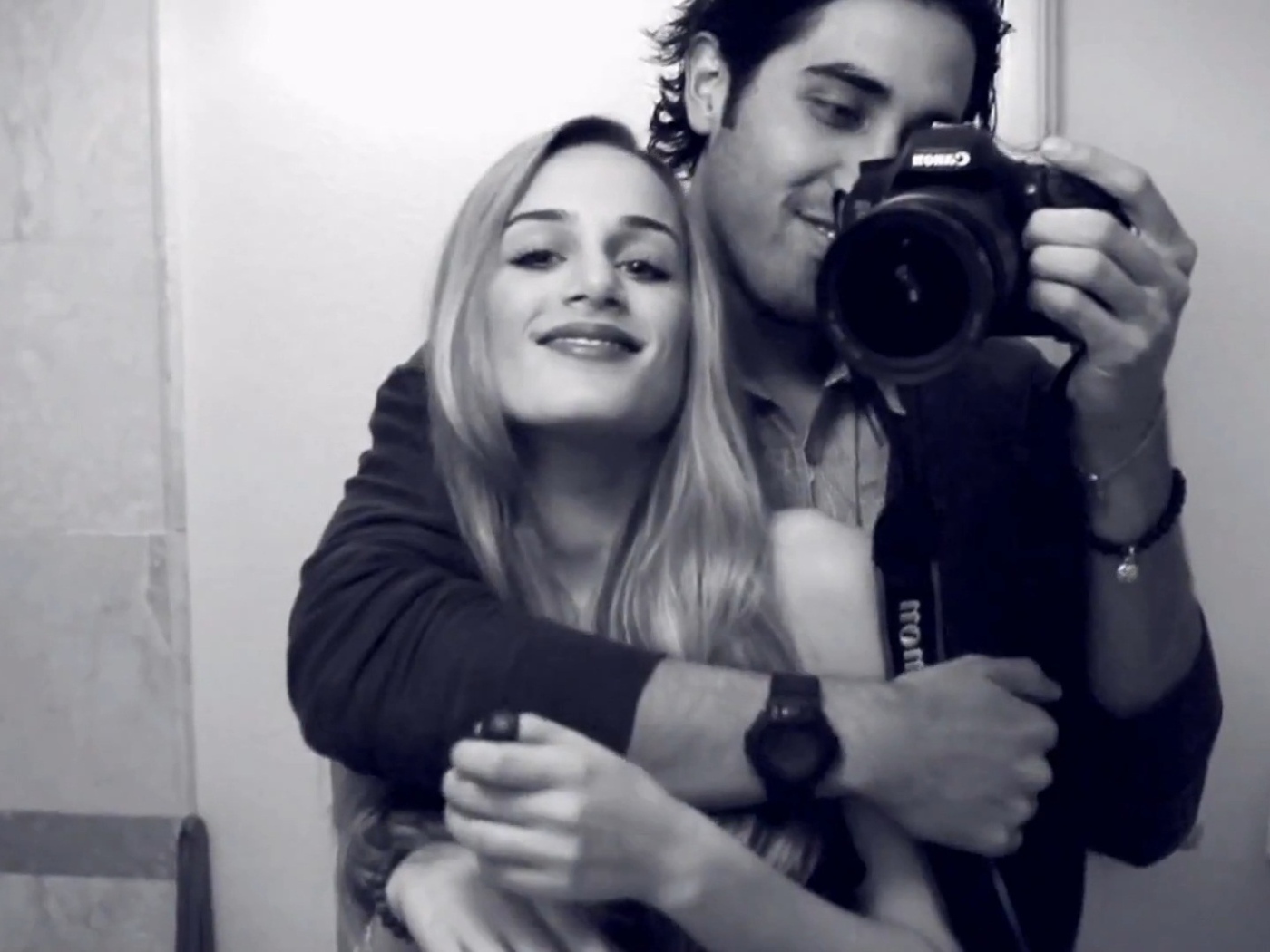 Прекрасная актриса Юлия Савичева