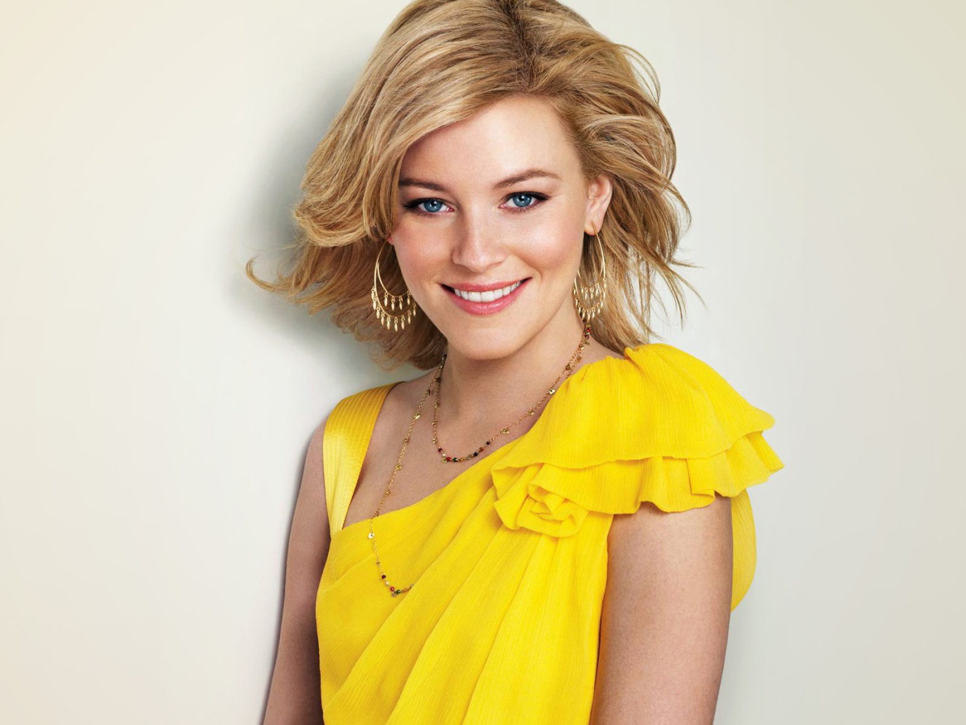 Популярная супермодель Элизабет Бэнкс