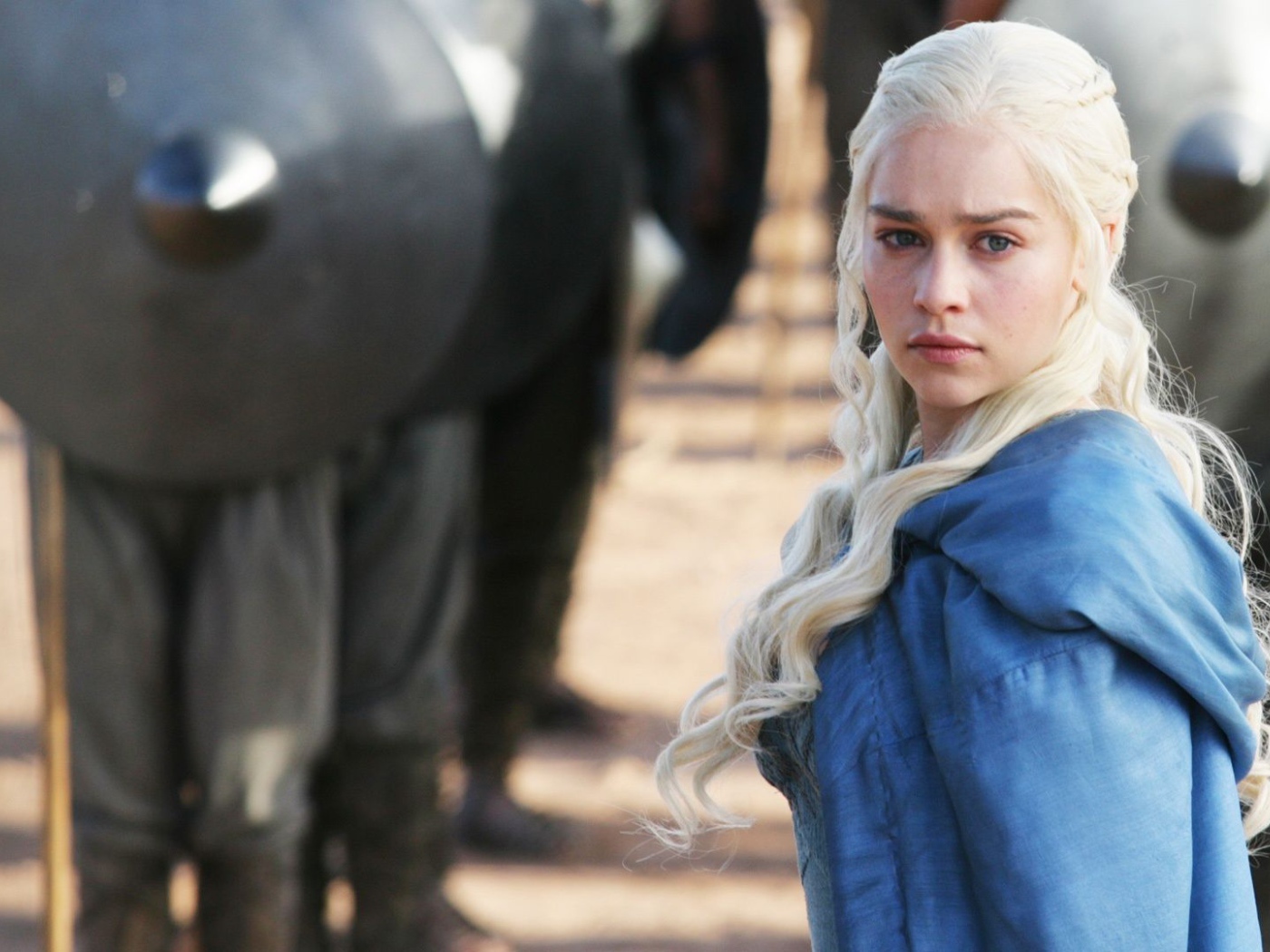 Красивая актриса Эмилия Кларк