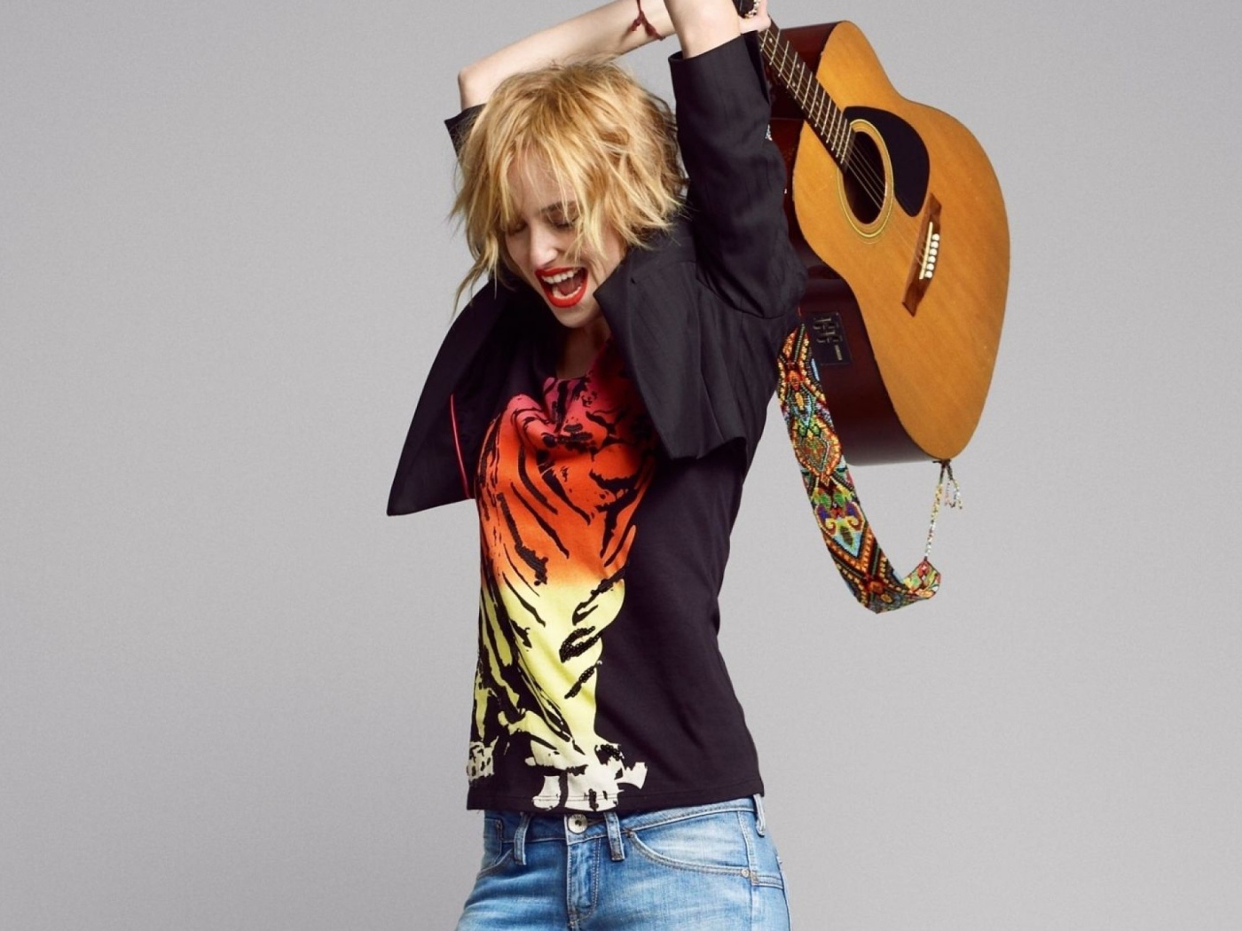 Супермодель Дакота Джонсон