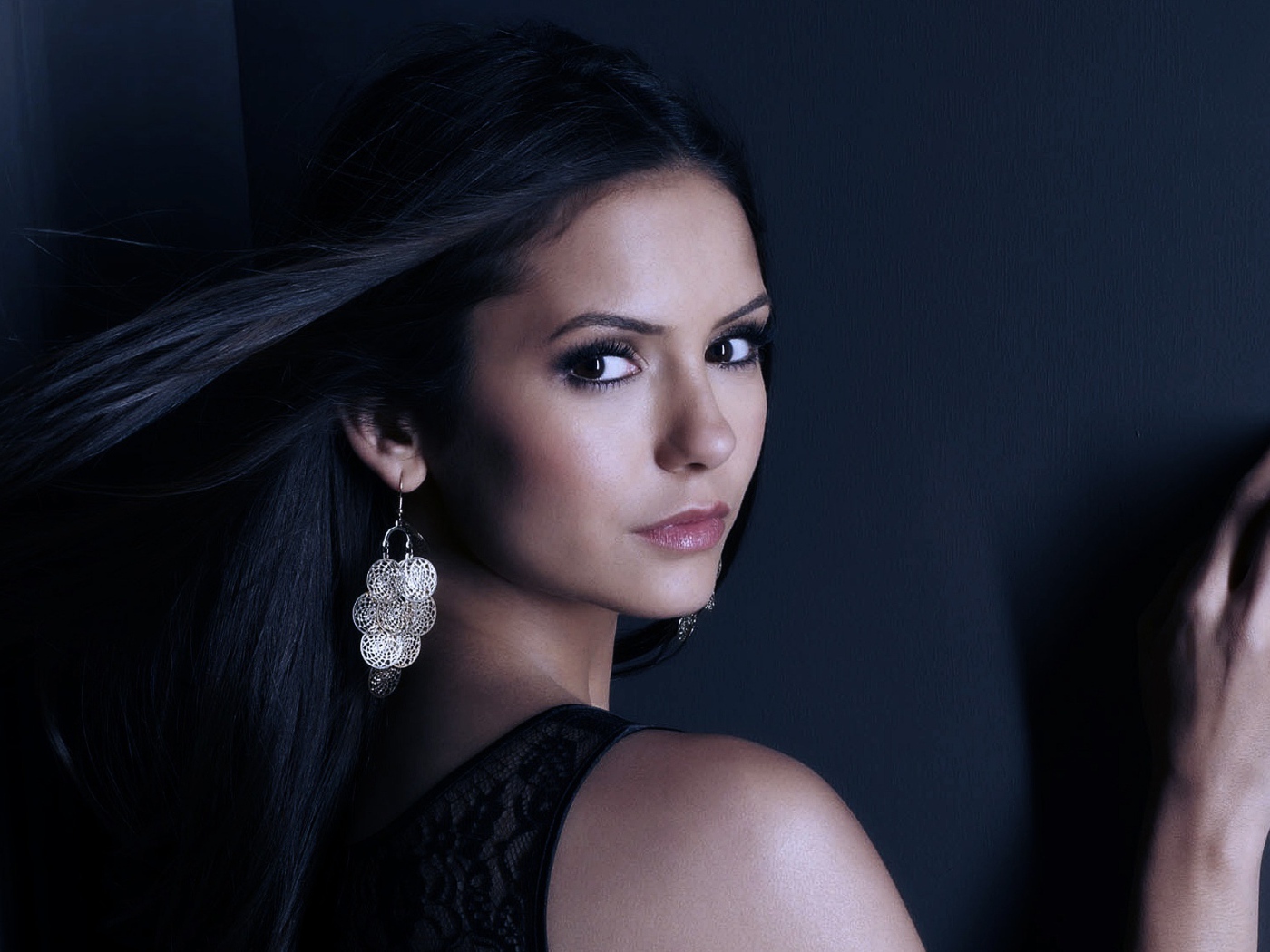 Знаменитая актриса Нина Добрев