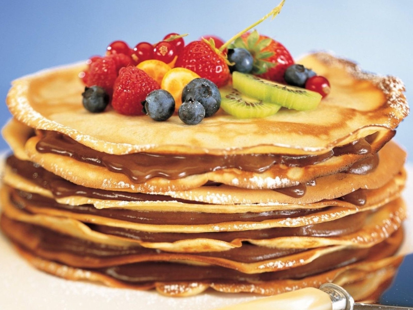 Блины с фруктами