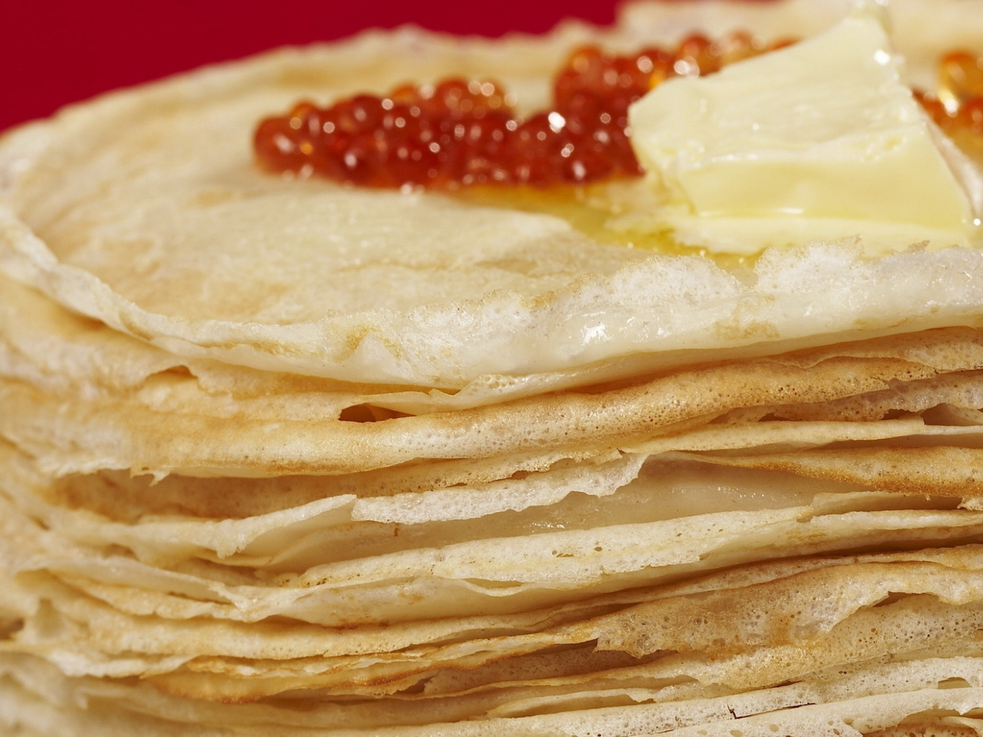 Блины с икрой на Масленицу