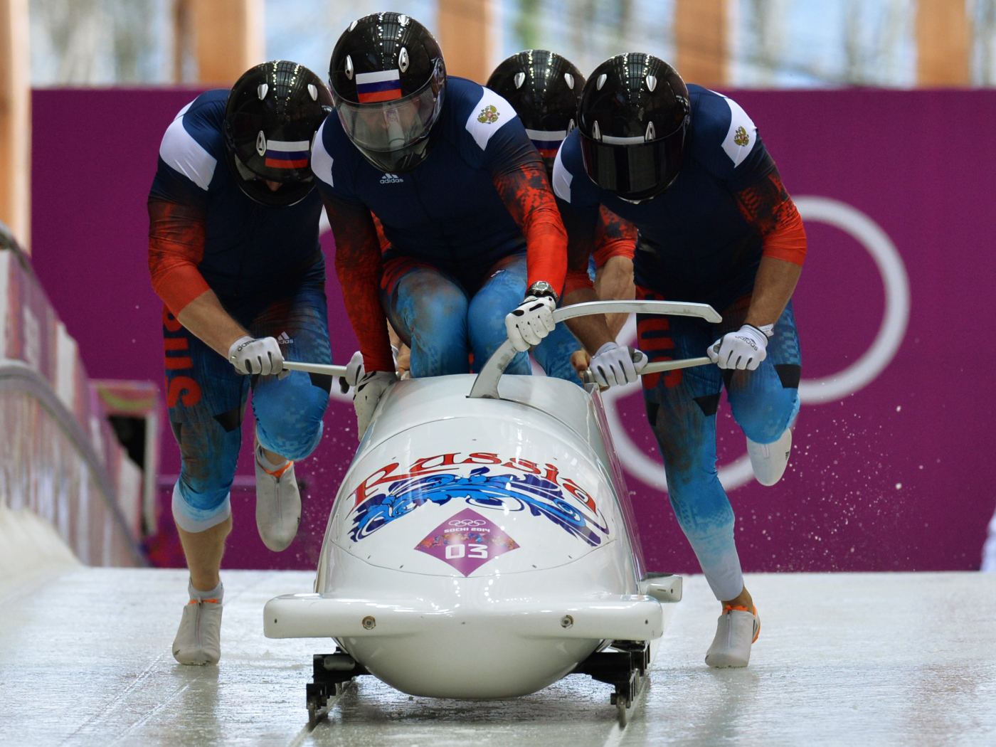 Популярный русский спортсмен Алексей Воевода