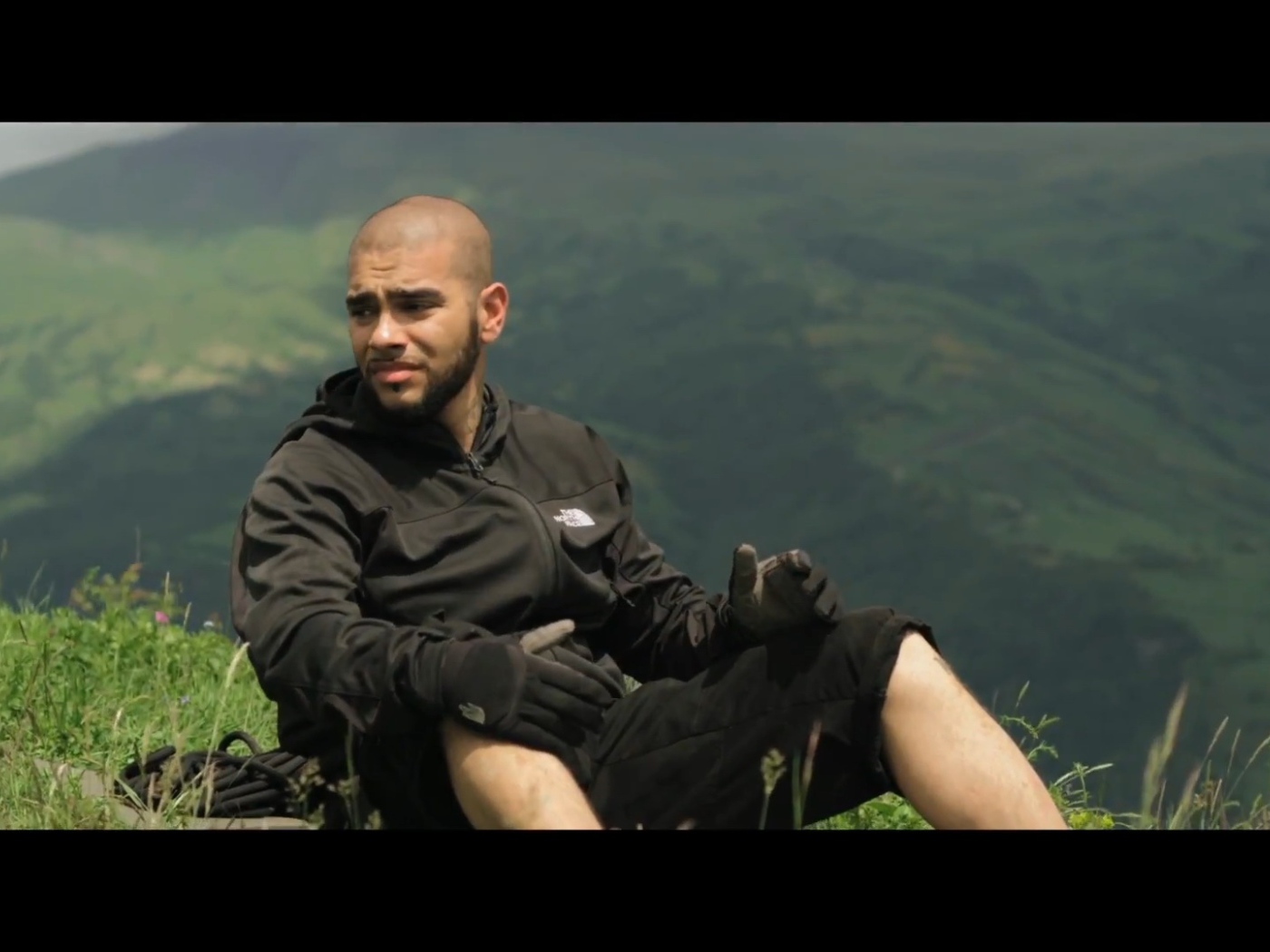 Популярный киноактер Тимати