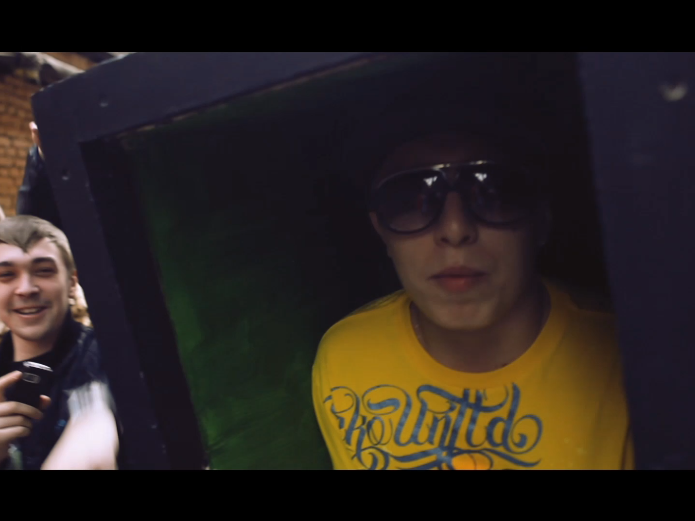 Популярный Витя АК