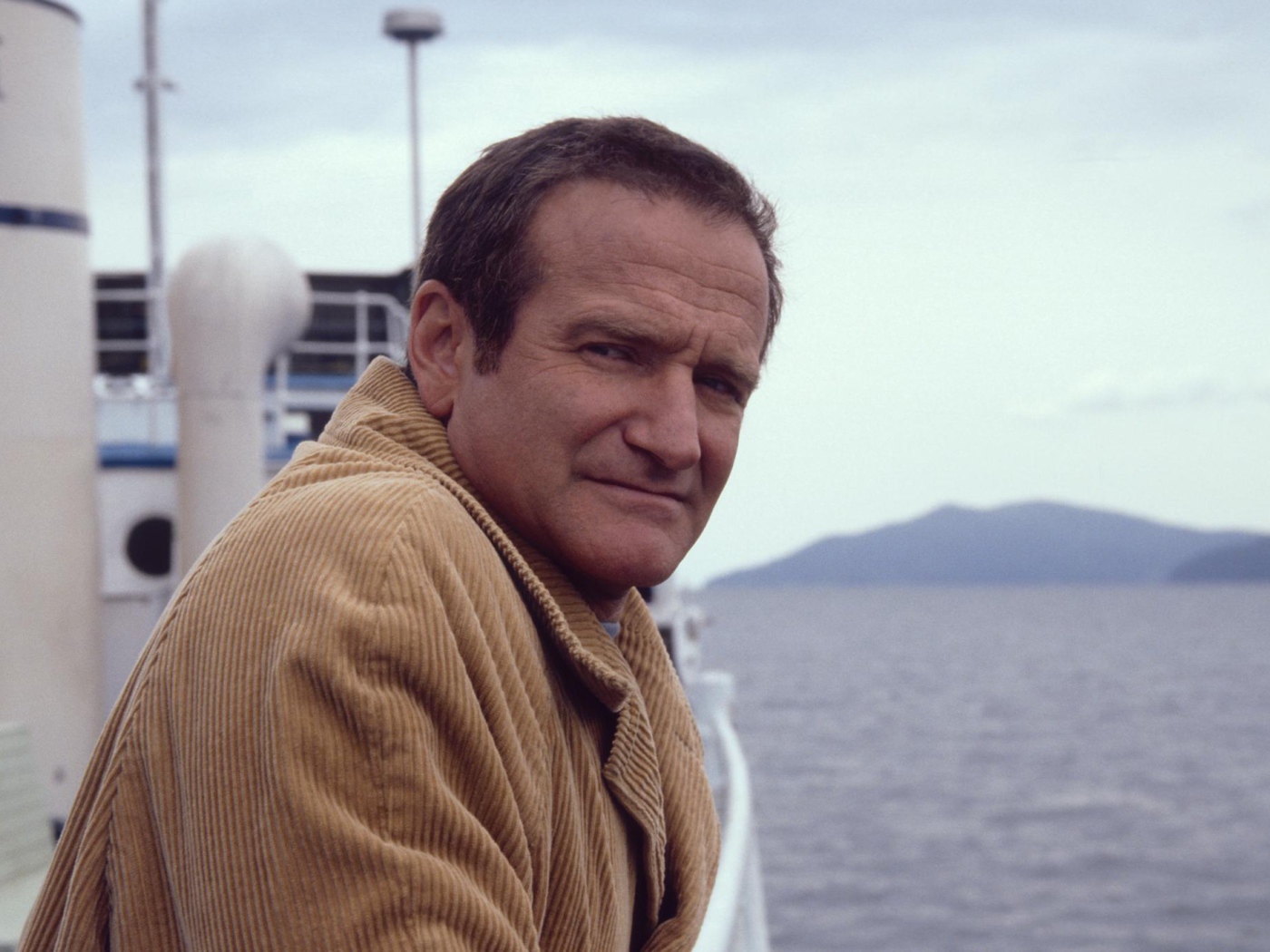 Актер Робин Уильямс на борту корабля