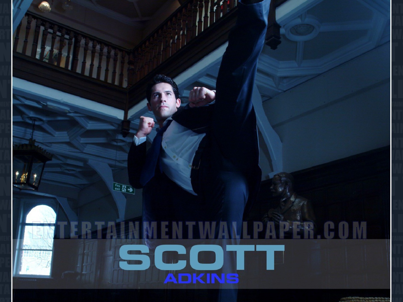 Популярный Скотт Эдкинс