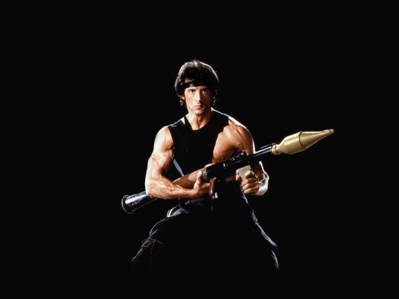 Сильвестр Сталлоне с гранатометом