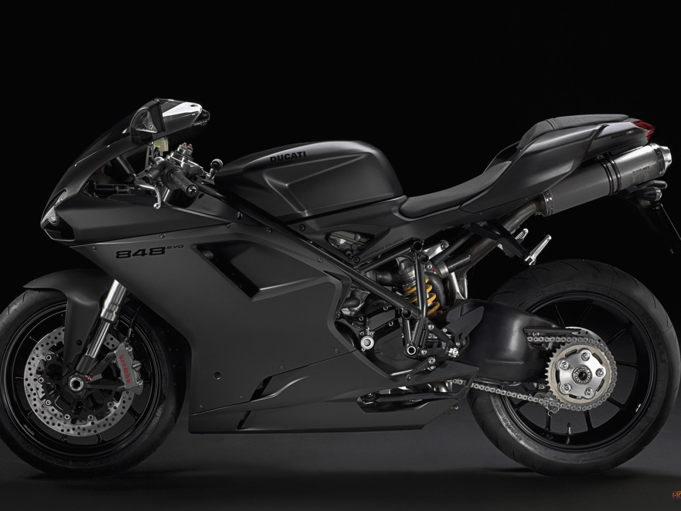 Красивый мотоцикл в москве Ducati Superbike 848 Evo