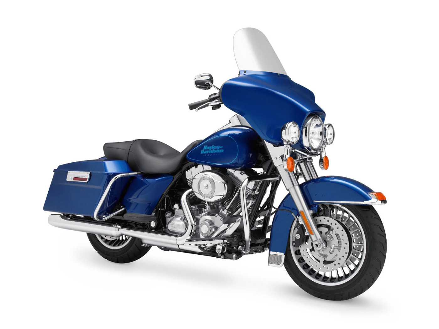 Красивый мотоцикл в москве Harley-Davidson Street Glide