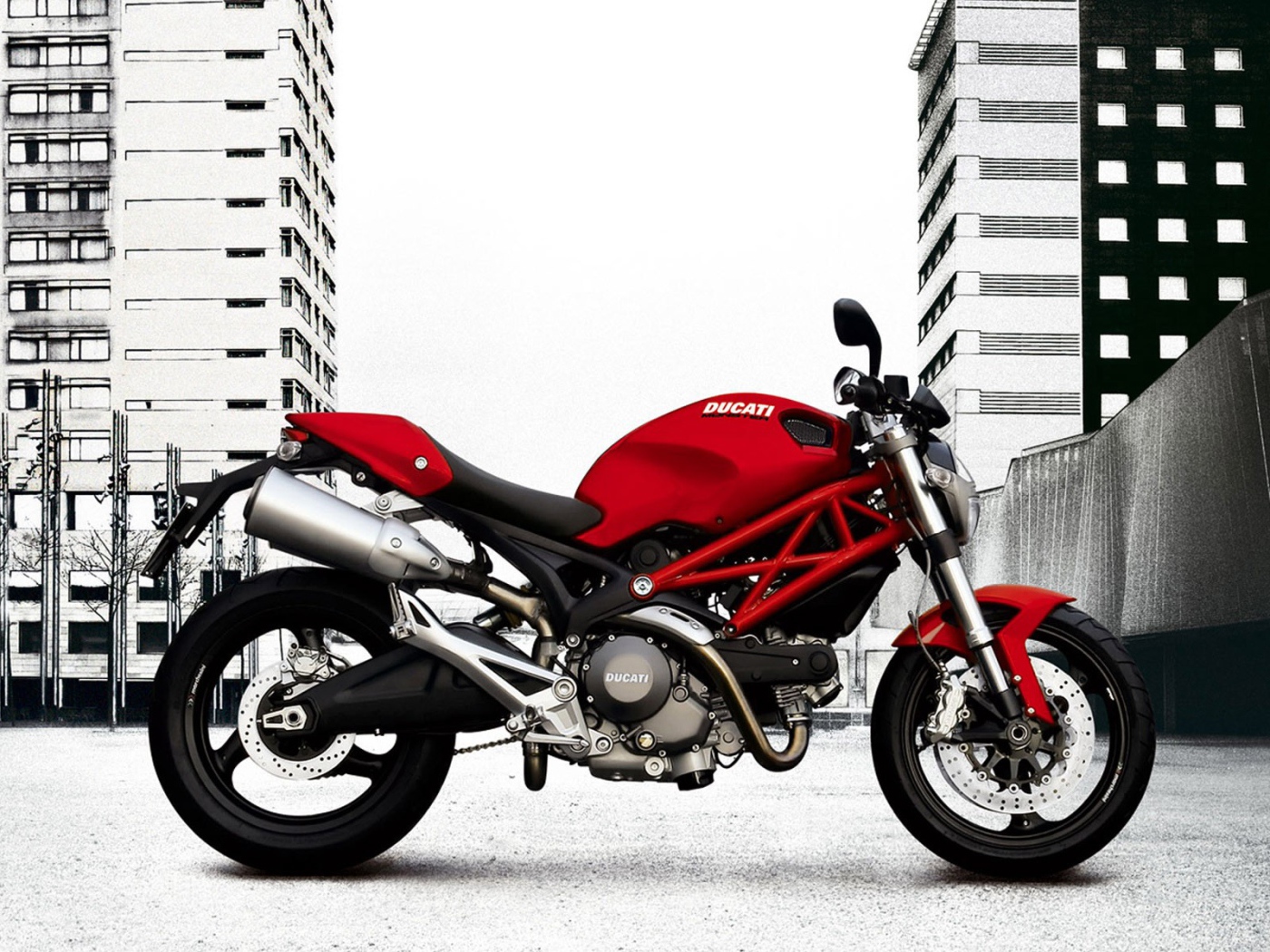 Мотоцикл модели Ducati Monster 1200