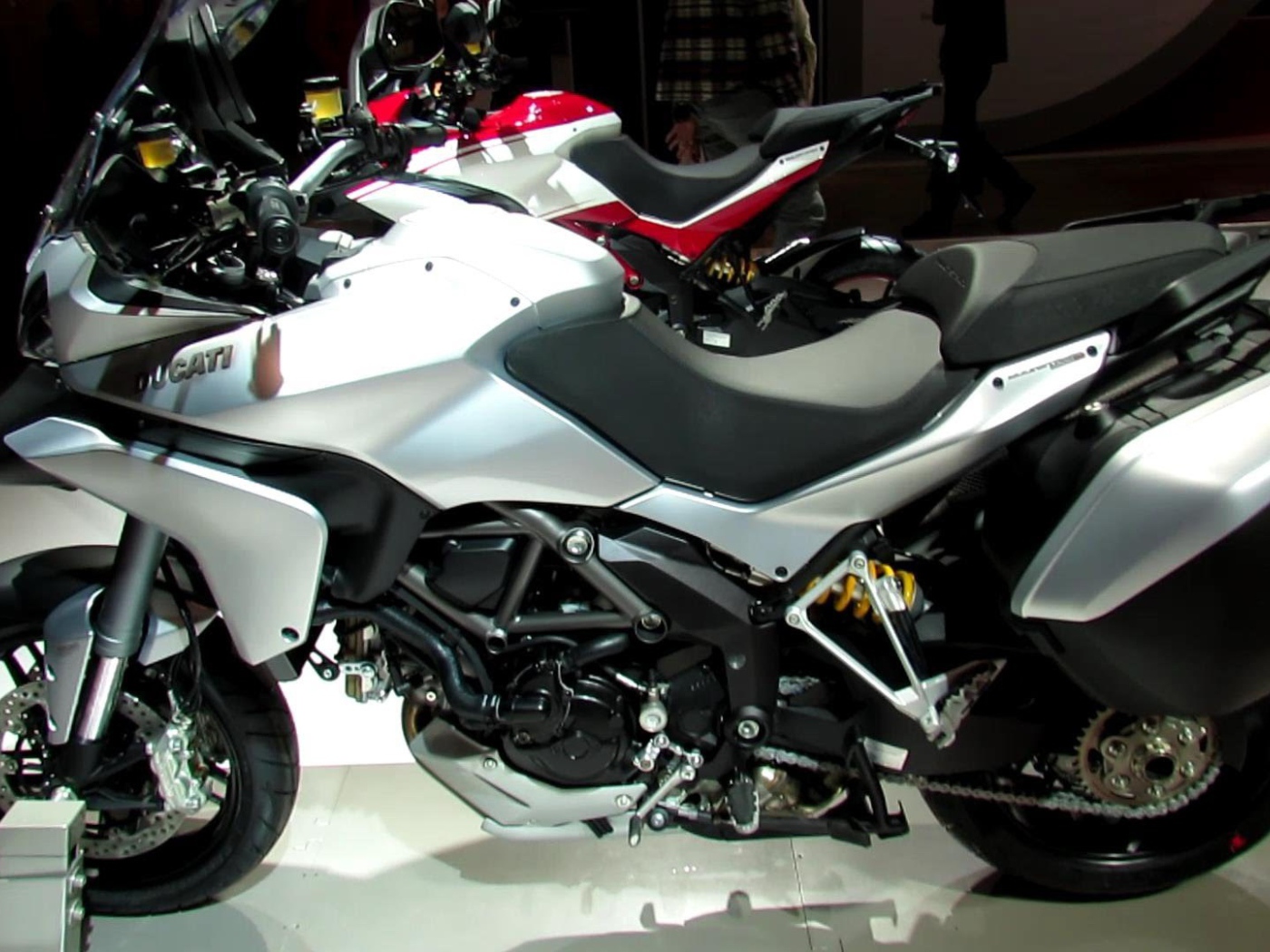 Невероятный мотоцикл Ducati Multistrada 1200 S Granturismo