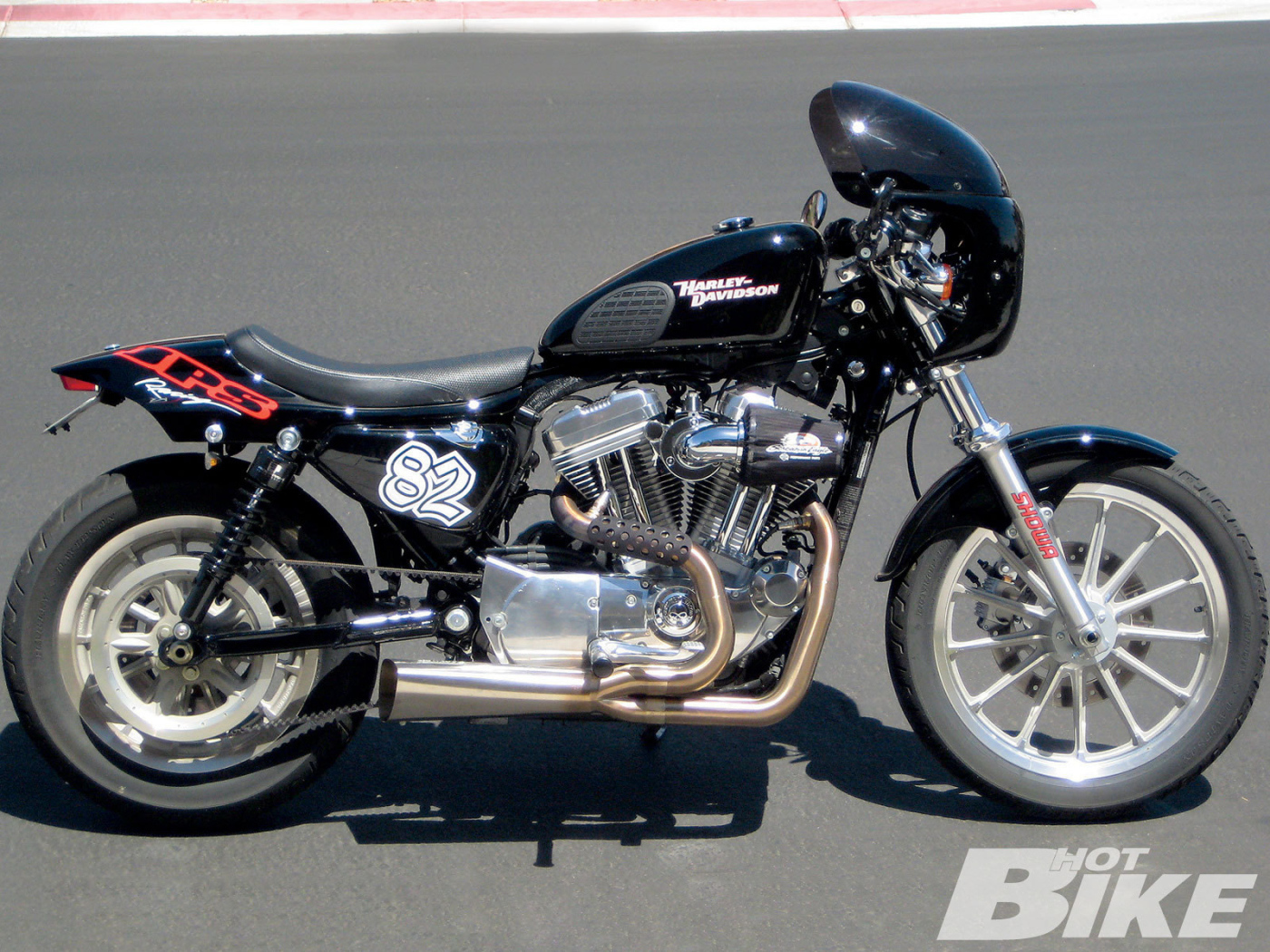 Новый мотоцикл Harley-Davidson XL 883R Sportster Roadster