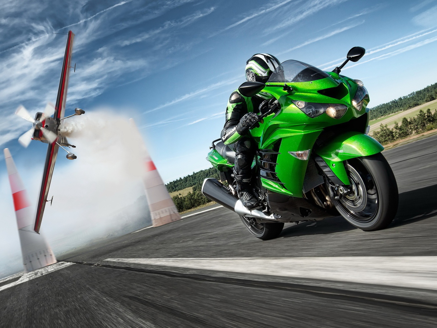 Новый надежный мотоцикл Kawasaki ZZR 1400