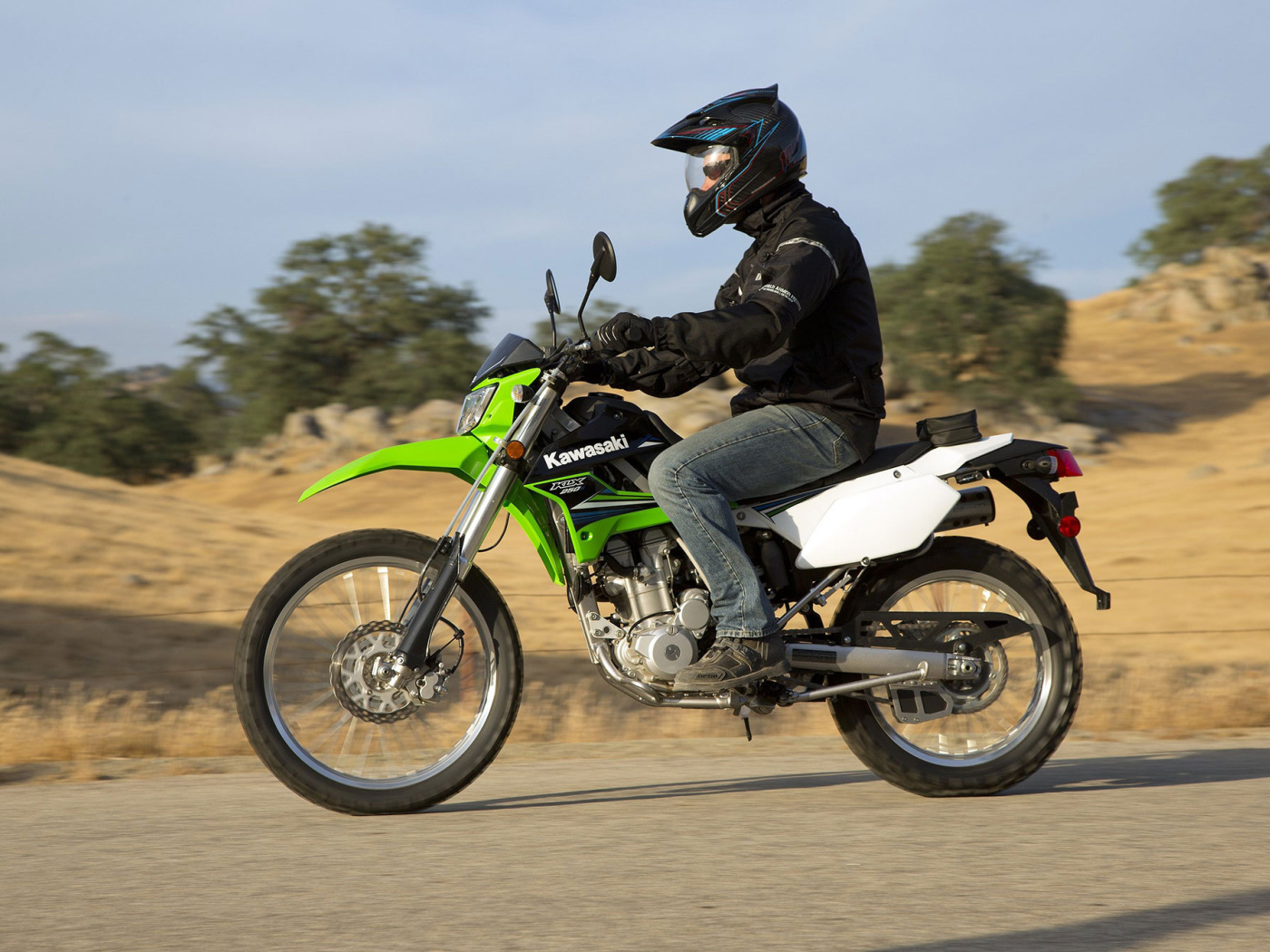 Надежный мотоцикл Kawasaki KLX 250