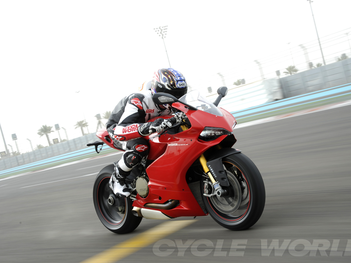 Гоночный мотоцикл Дукати