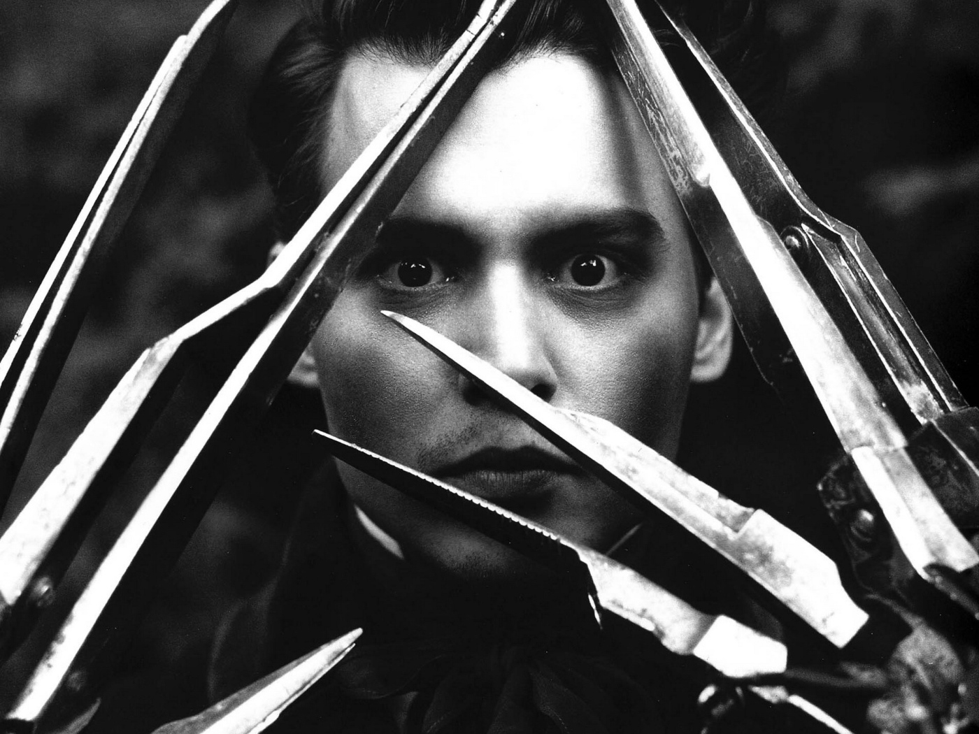 Эдвард — руки-ножницы