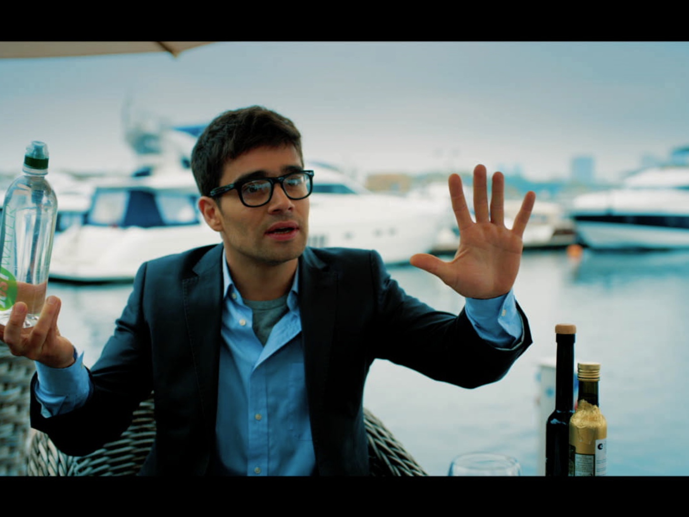   Одноклассники.ru НаCLICKай удачу главный герой