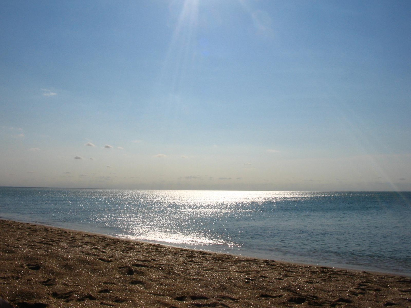 Золотой пляж в Крыму