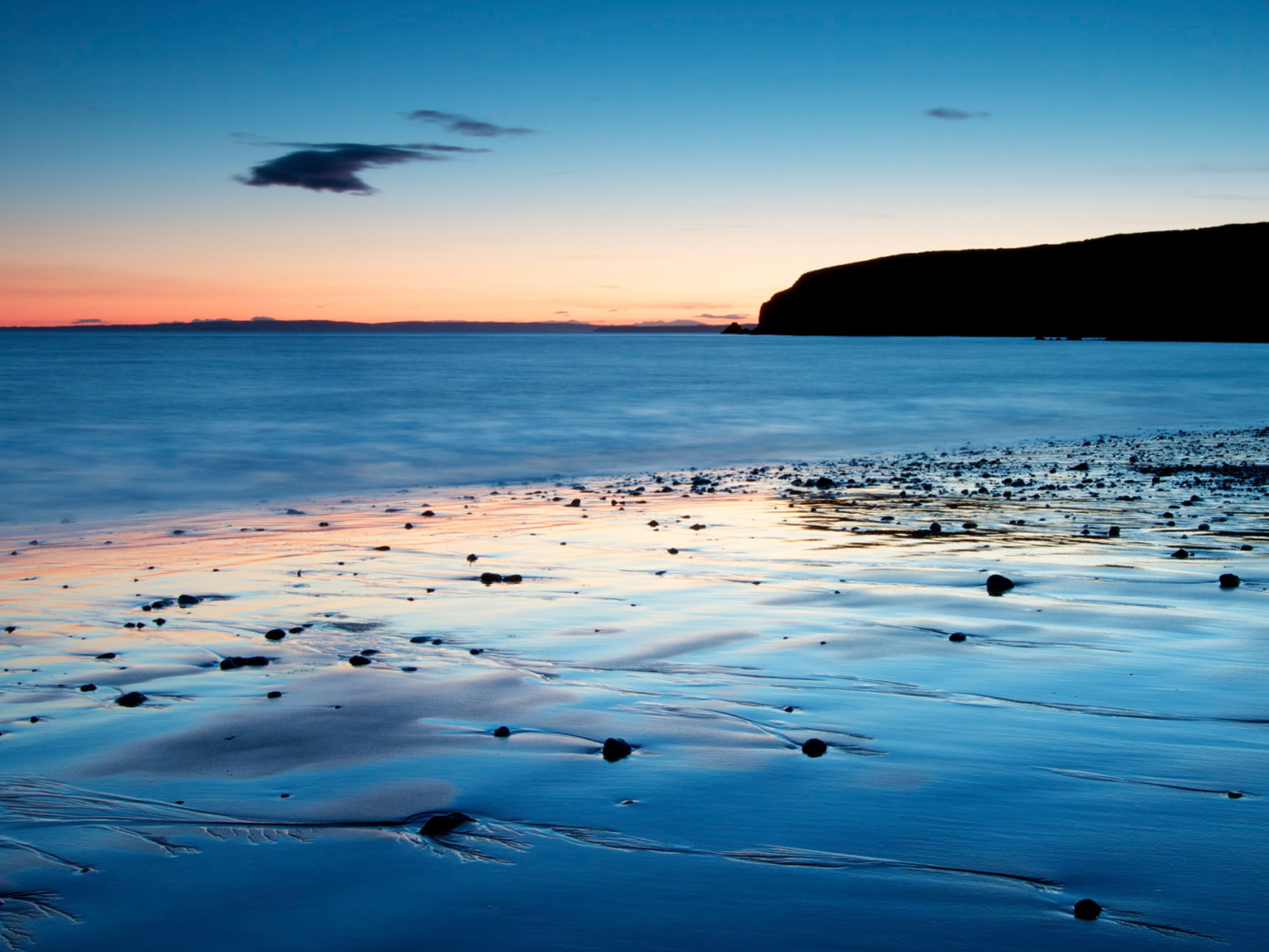 Вечер на пляже