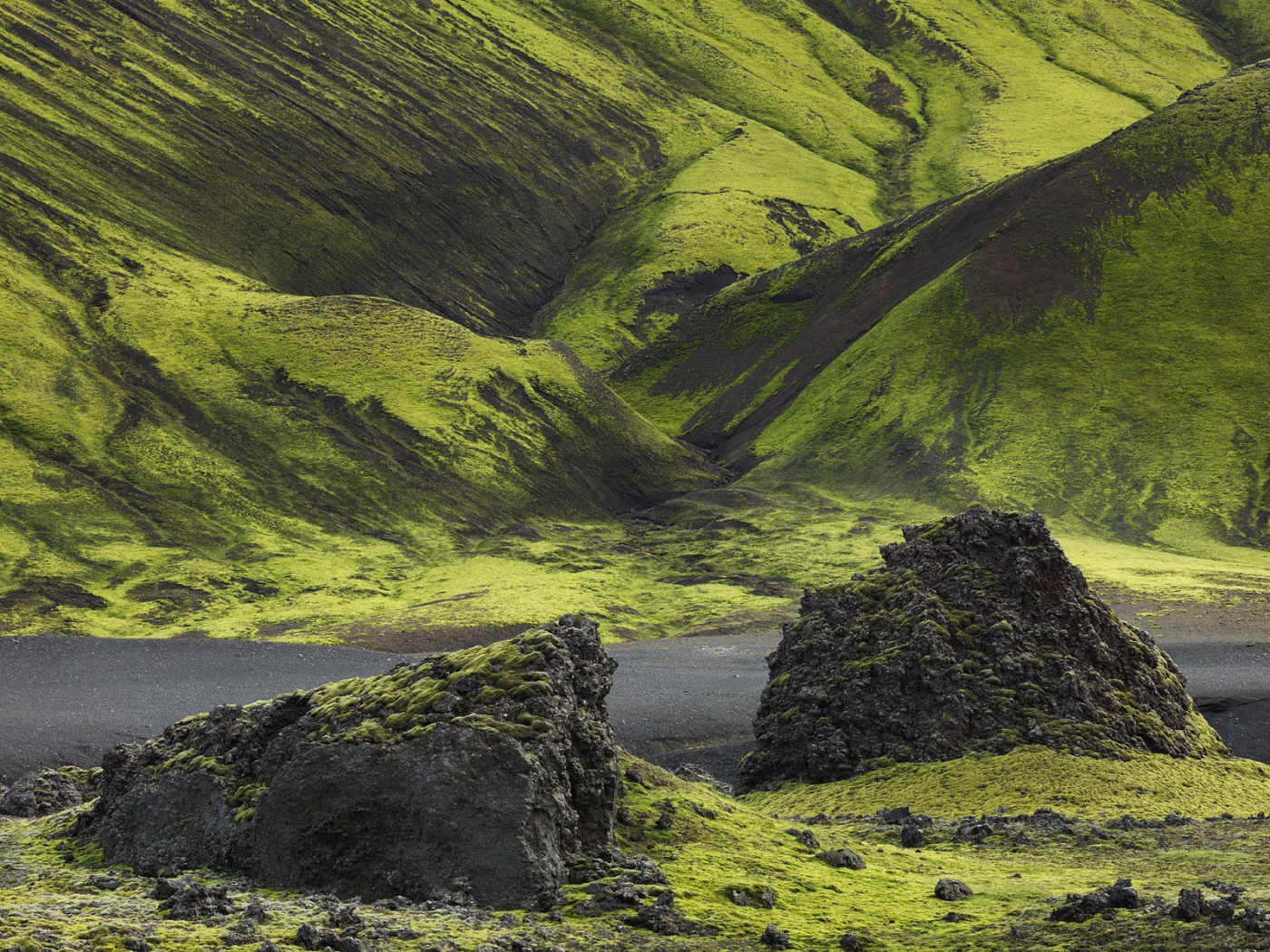 Зеленые горы Исландии