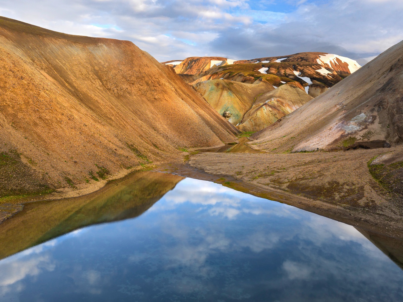Горы в Исландии