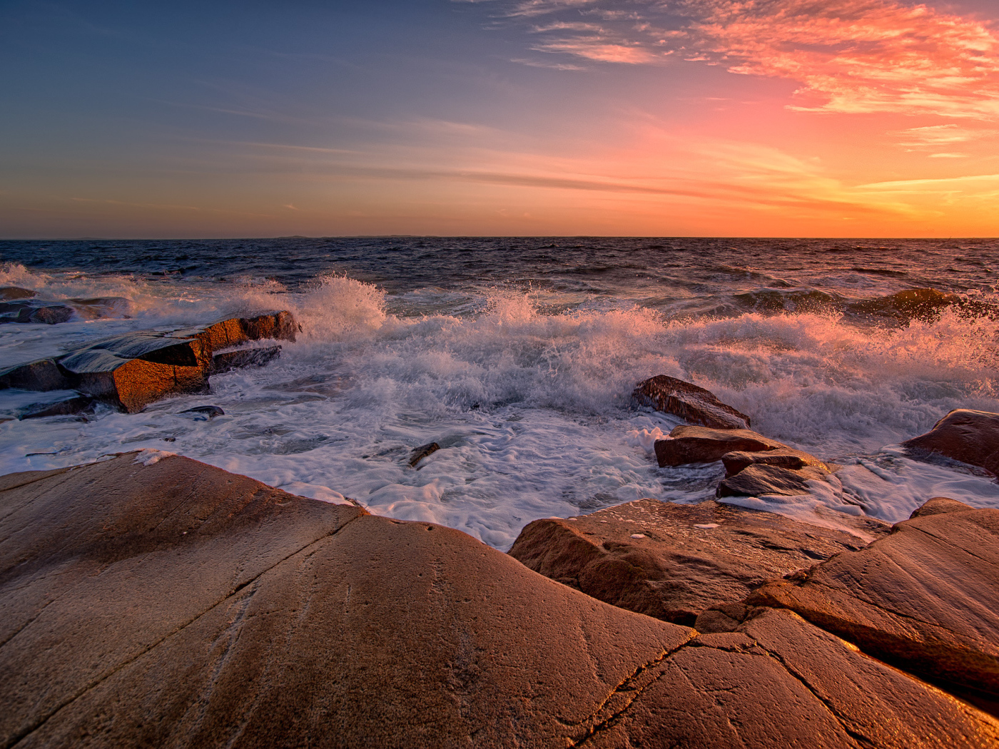 Прибой на закате