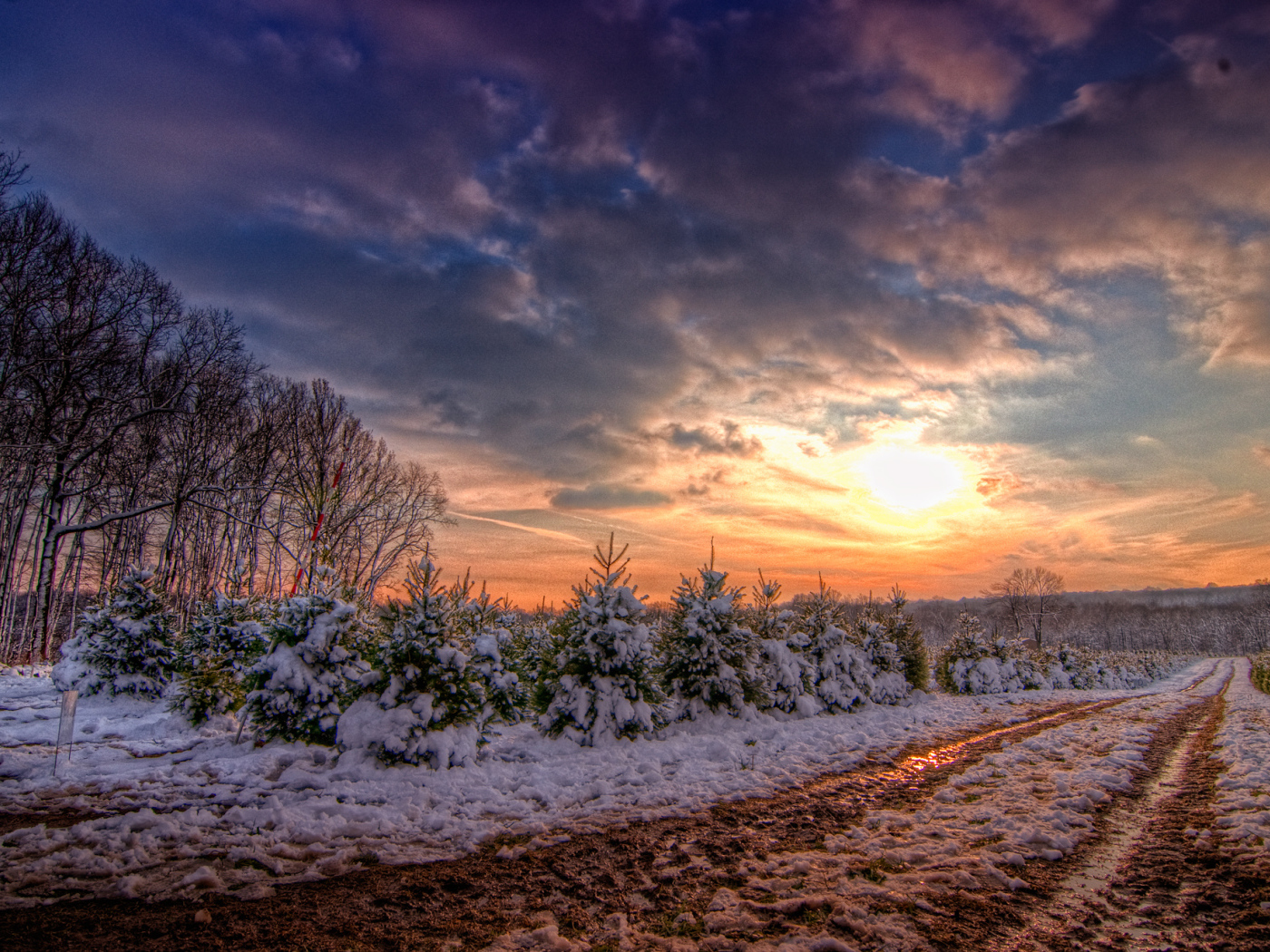 Зимняя дорога в закат