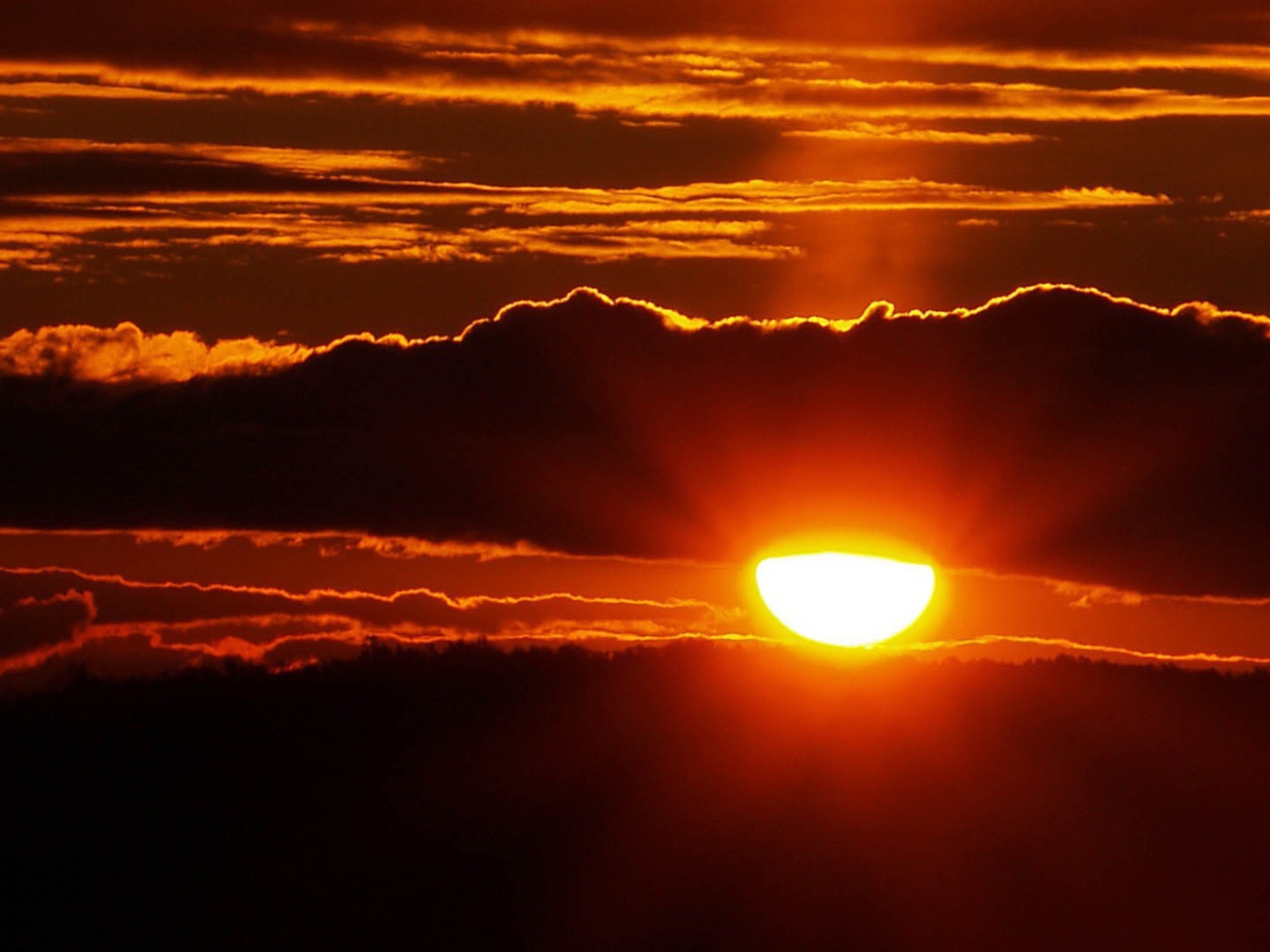 Солнце закрытое тучей