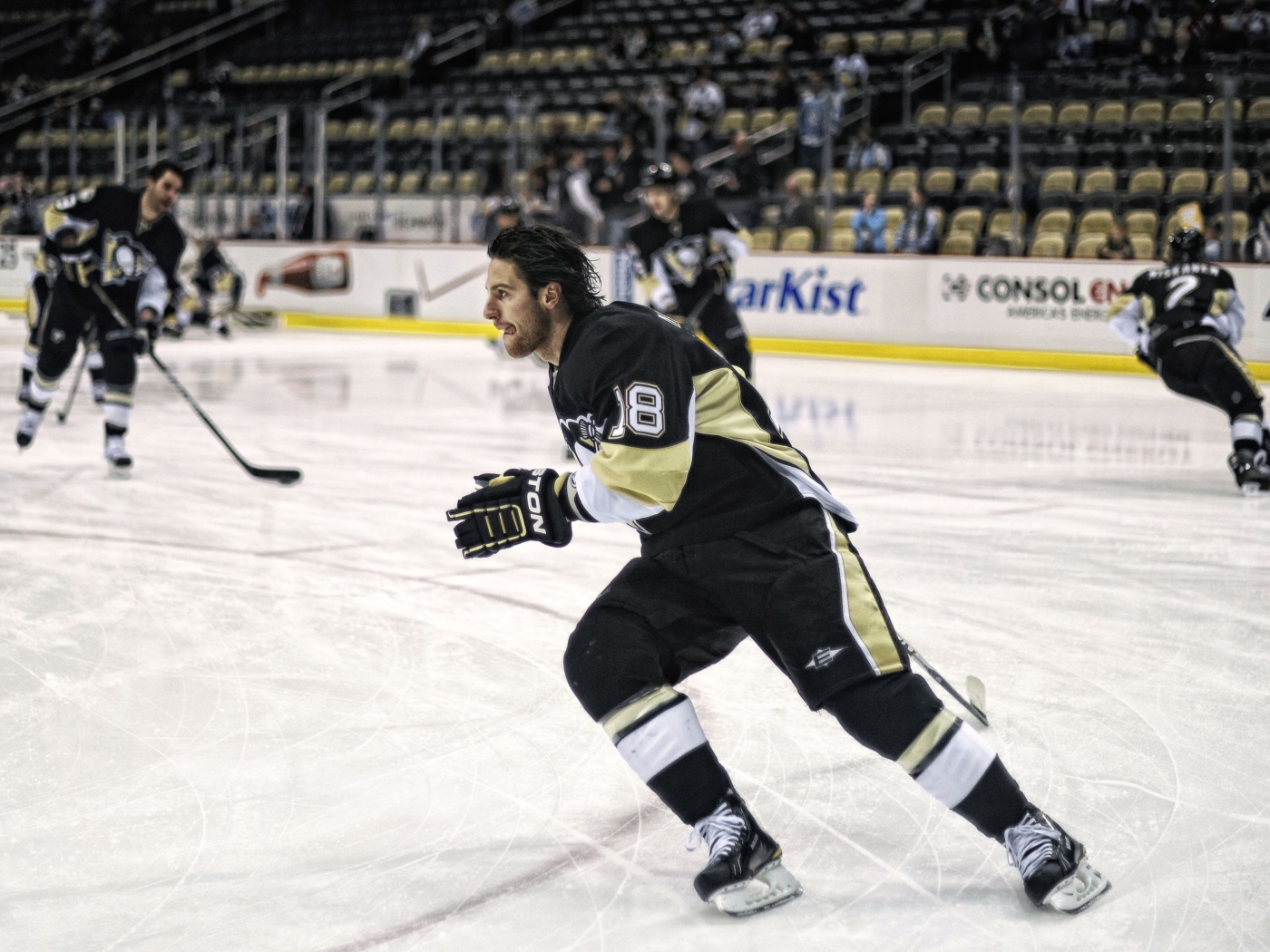 Известный Хоккеист Джеймс Нил