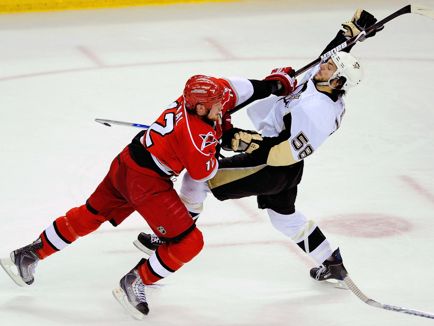 Хоккеист Эрик Стаал