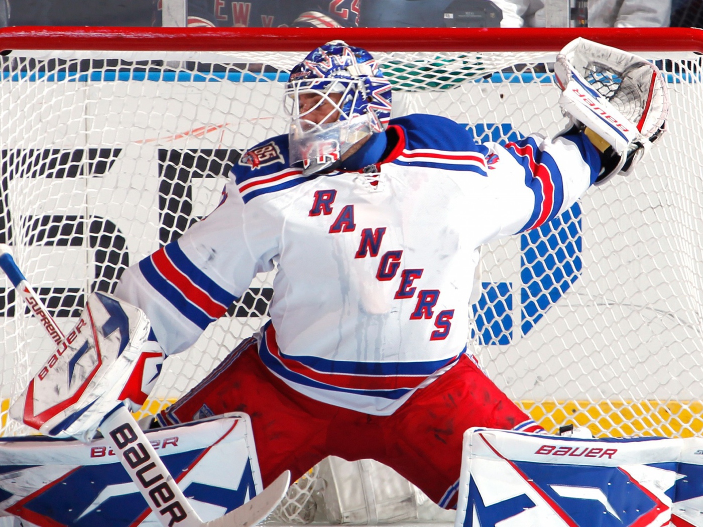 Хоккеист Нью-Йорк Рейнджерс Хенрик Лундквист