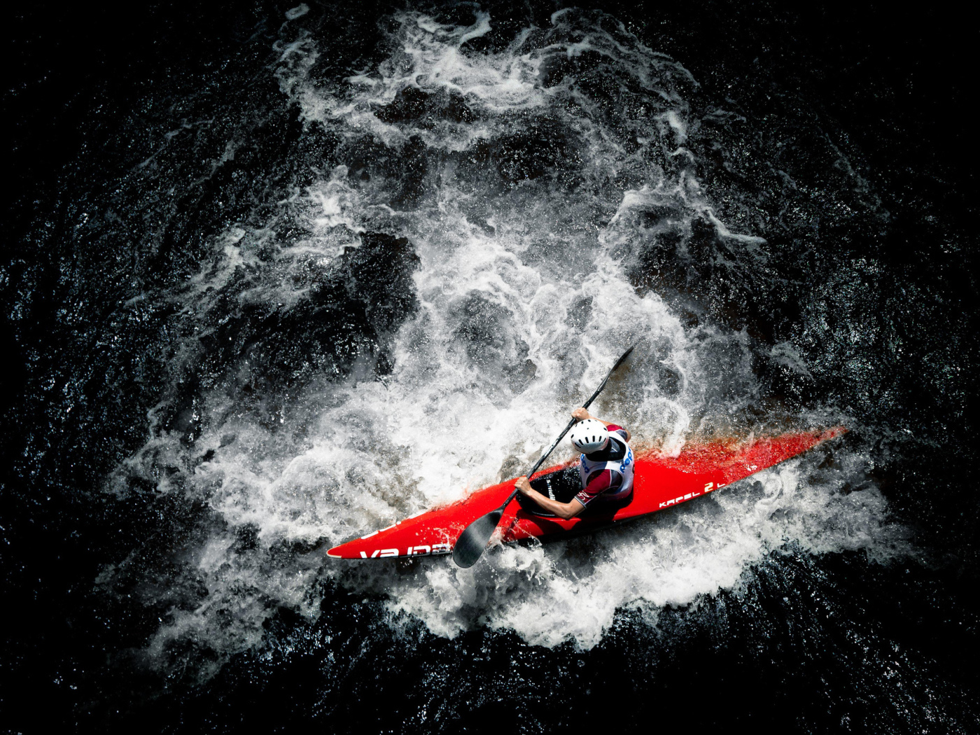 Спуск по горной реке