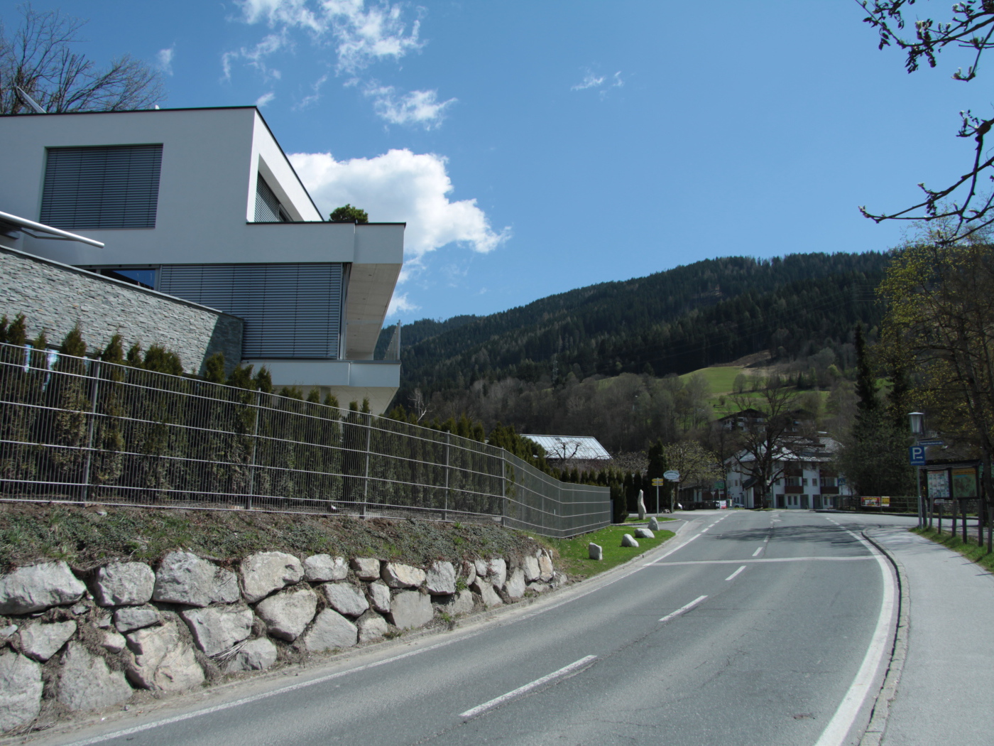 Горная дорога на курорте Цель-ам-Зее, Австрия