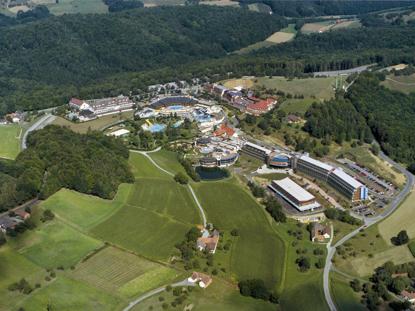 Панорама на курорте Бад Лойперсдорф, Австрия